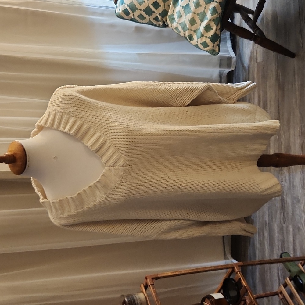 Sweater from Aerie, very comfortable, size XL